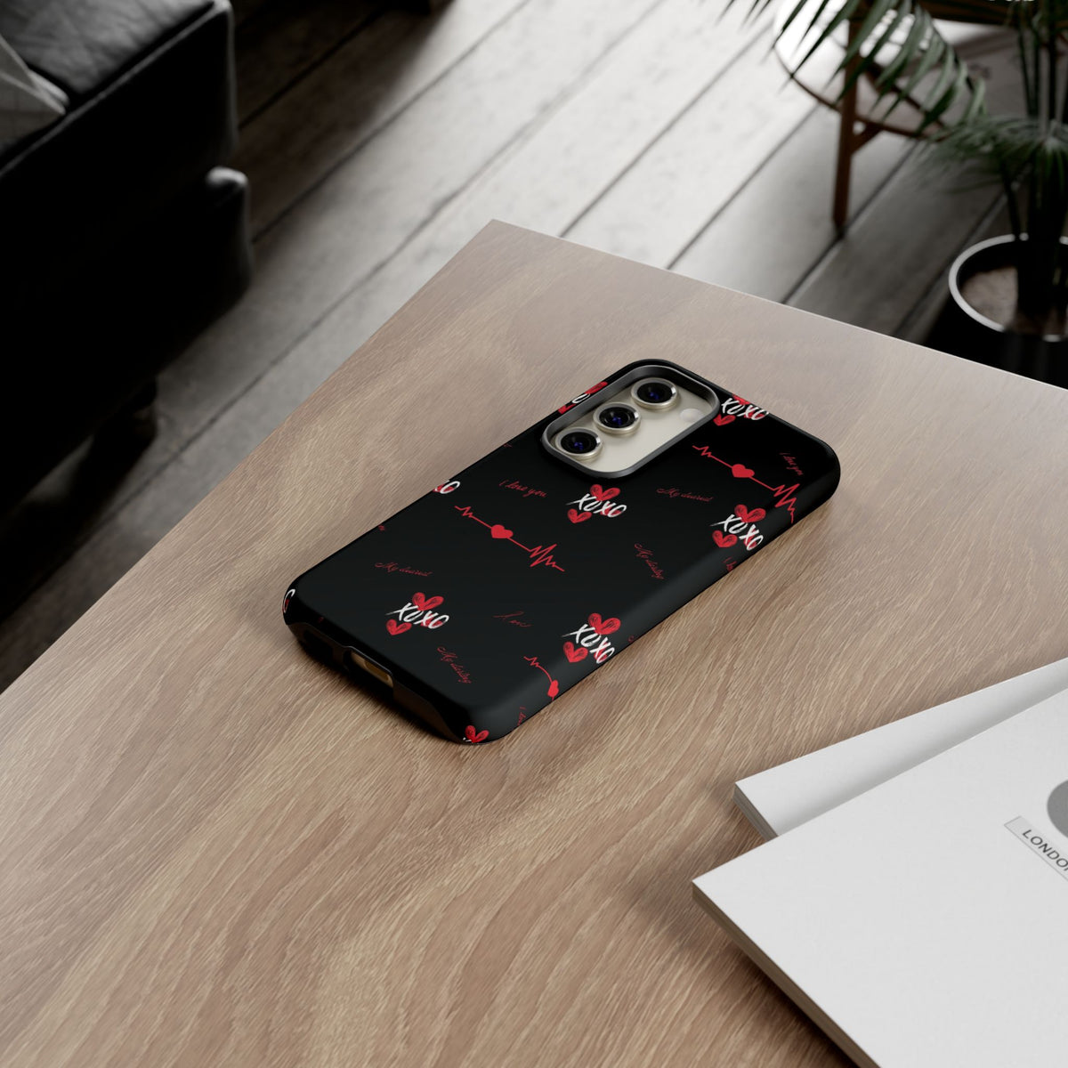 'XOXO' Dark Paramount Phone Cover