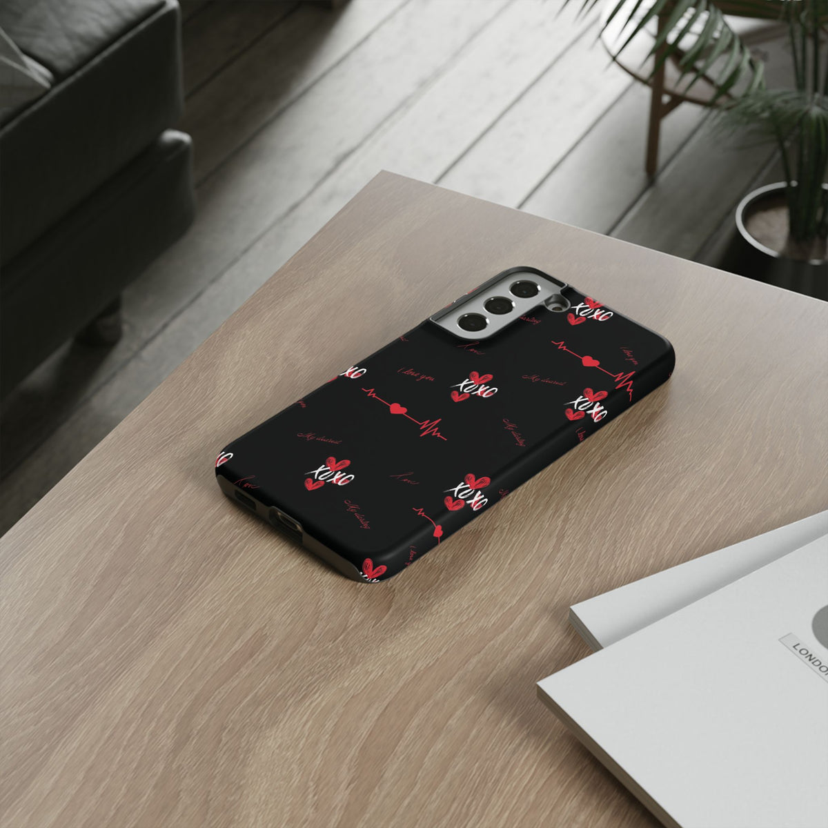 'XOXO' Dark Paramount Phone Cover